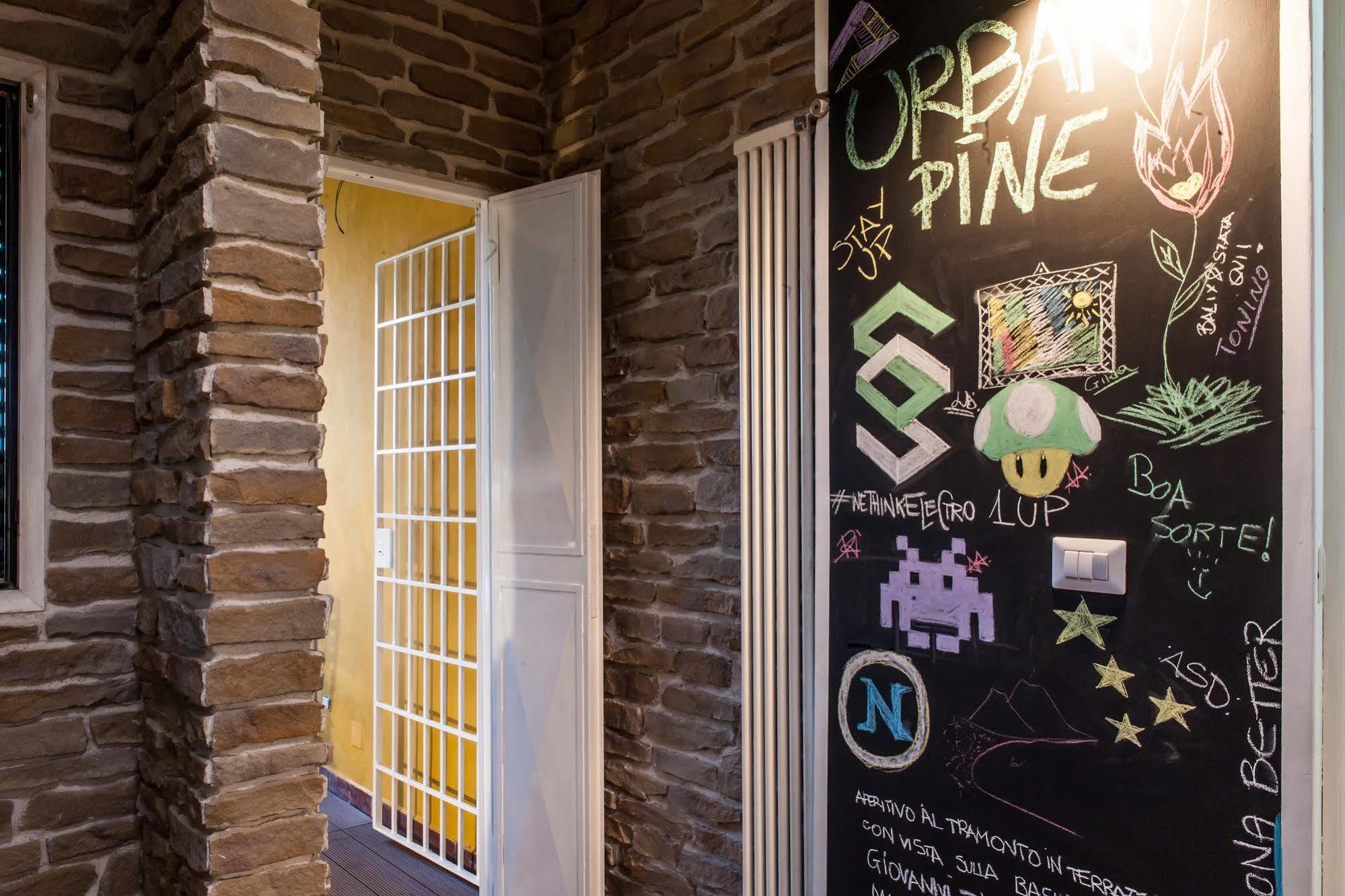 Urban Pine Rooms Roma Exterior foto